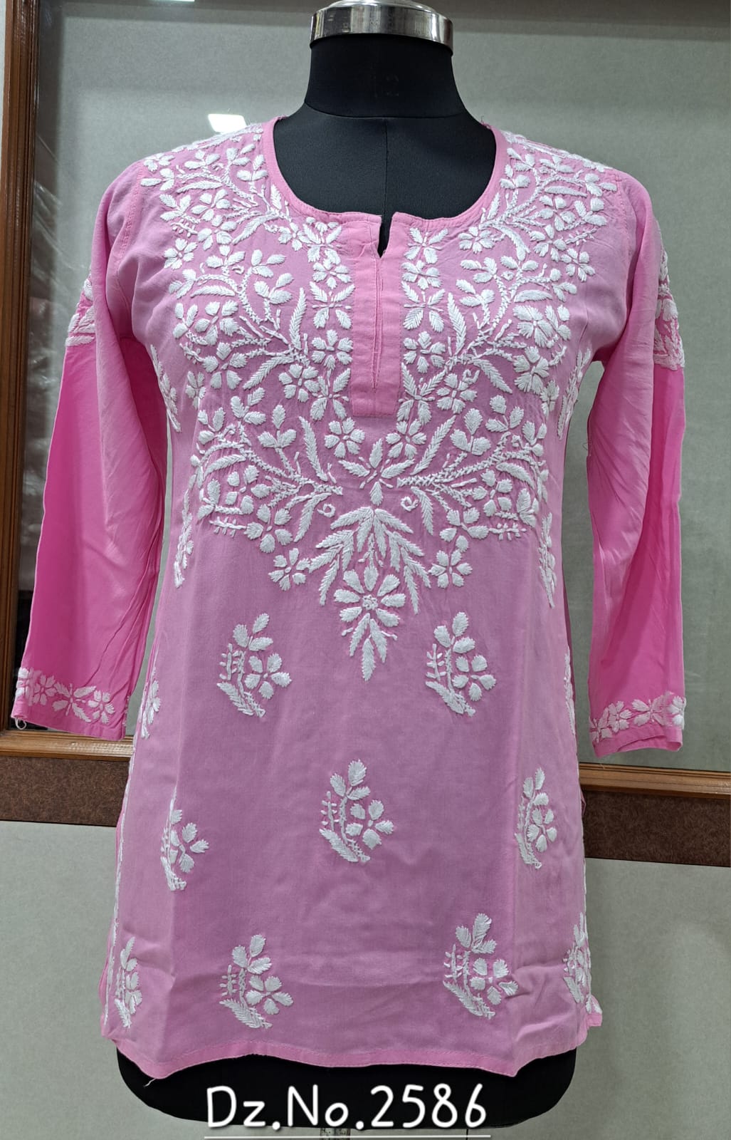 Rozana Cotton Chikankari Short Kurta