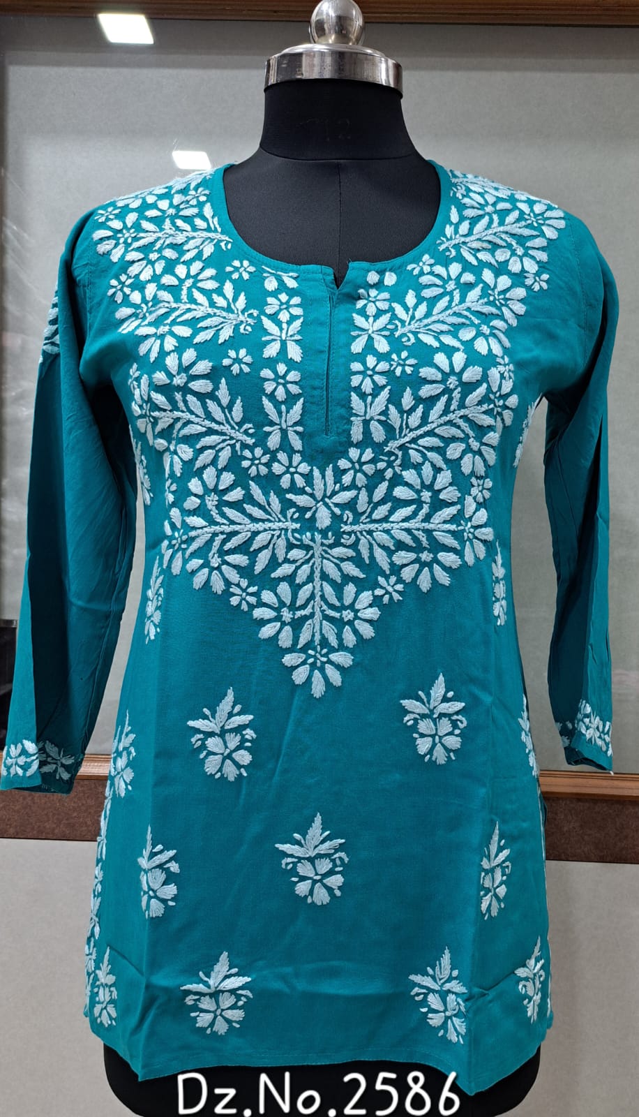 Rozana Cotton Chikankari Short Kurta