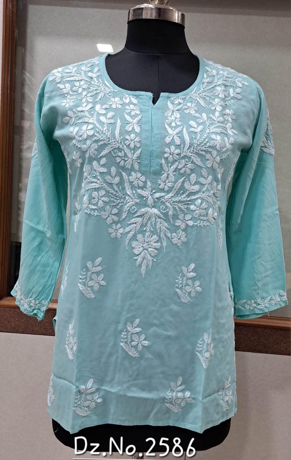 Rozana Cotton Chikankari Short Kurta