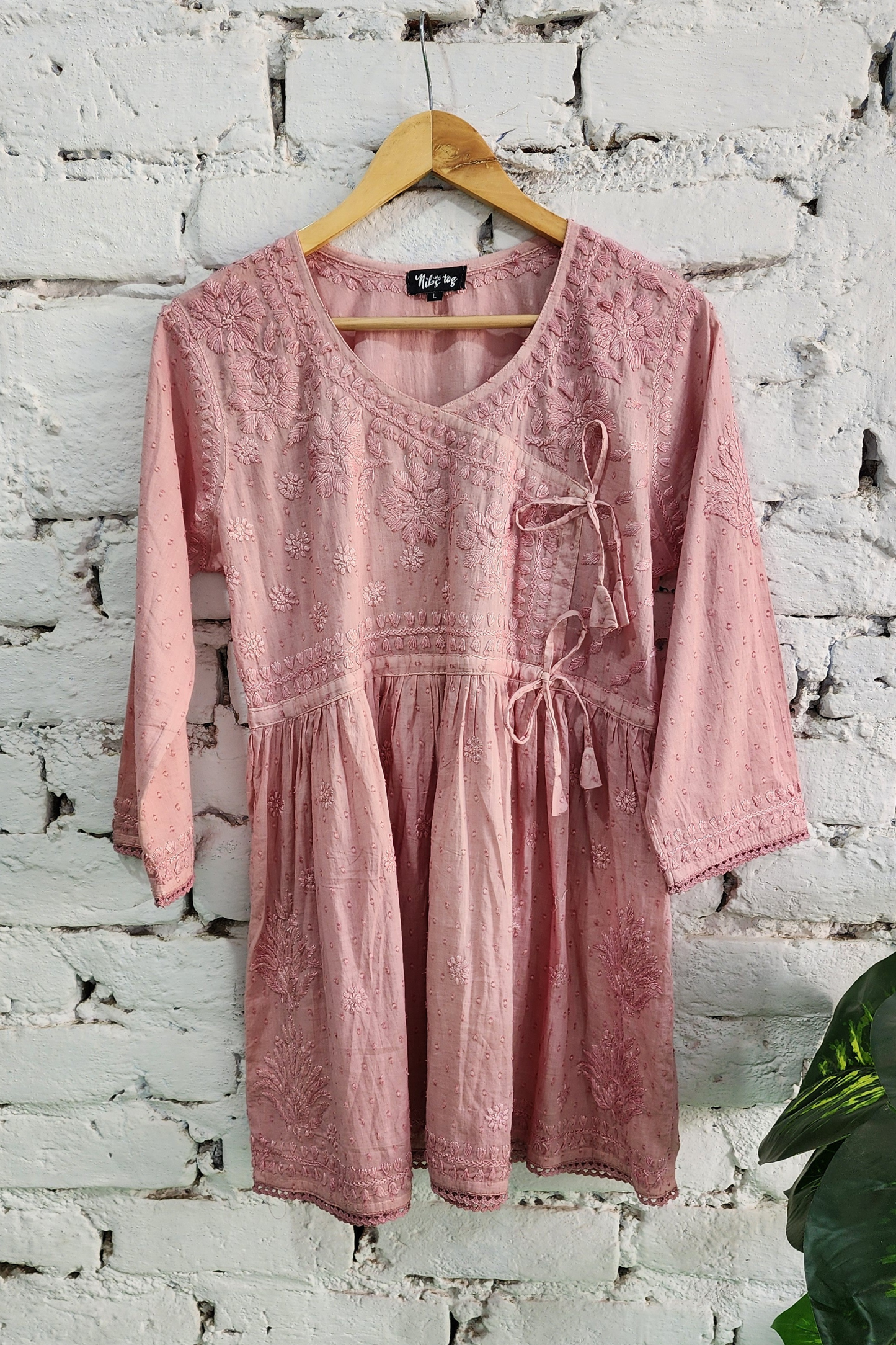 Ira Angrakha Chikankari Mulmul Cotton Short Kurta