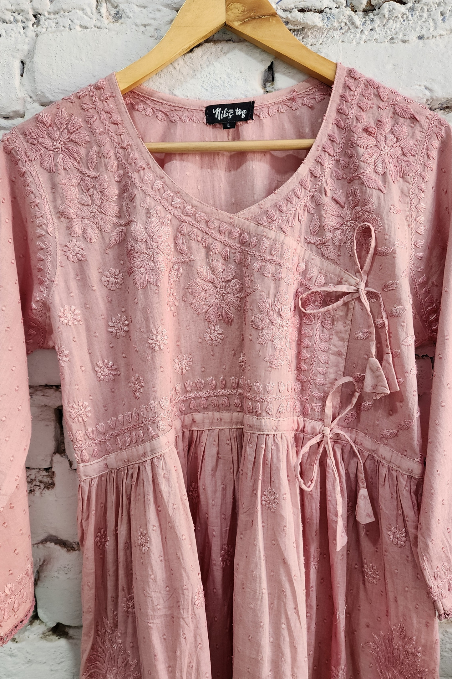 Ira Angrakha Chikankari Mulmul Cotton Short Kurta