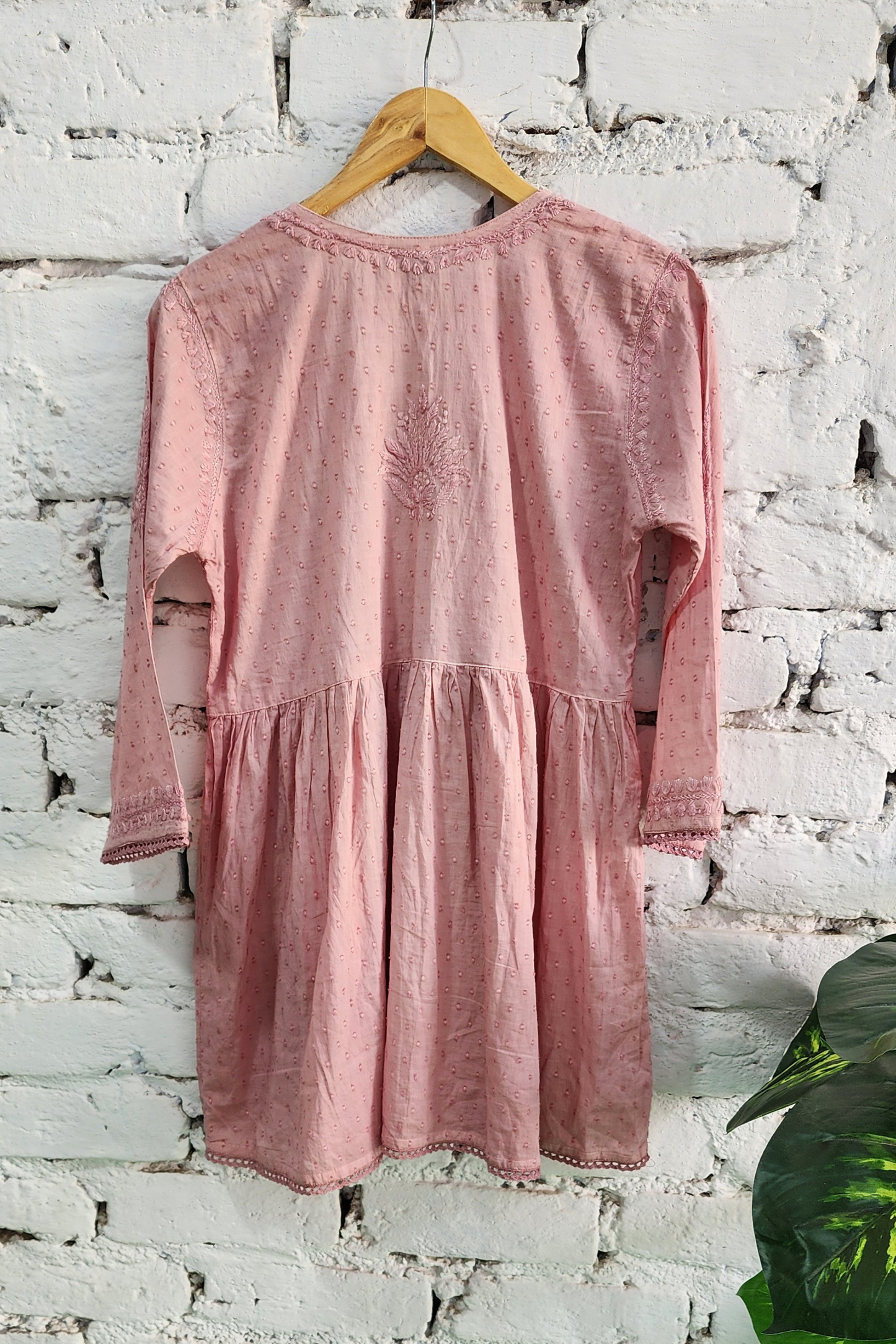 Ira Angrakha Chikankari Mulmul Cotton Short Kurta