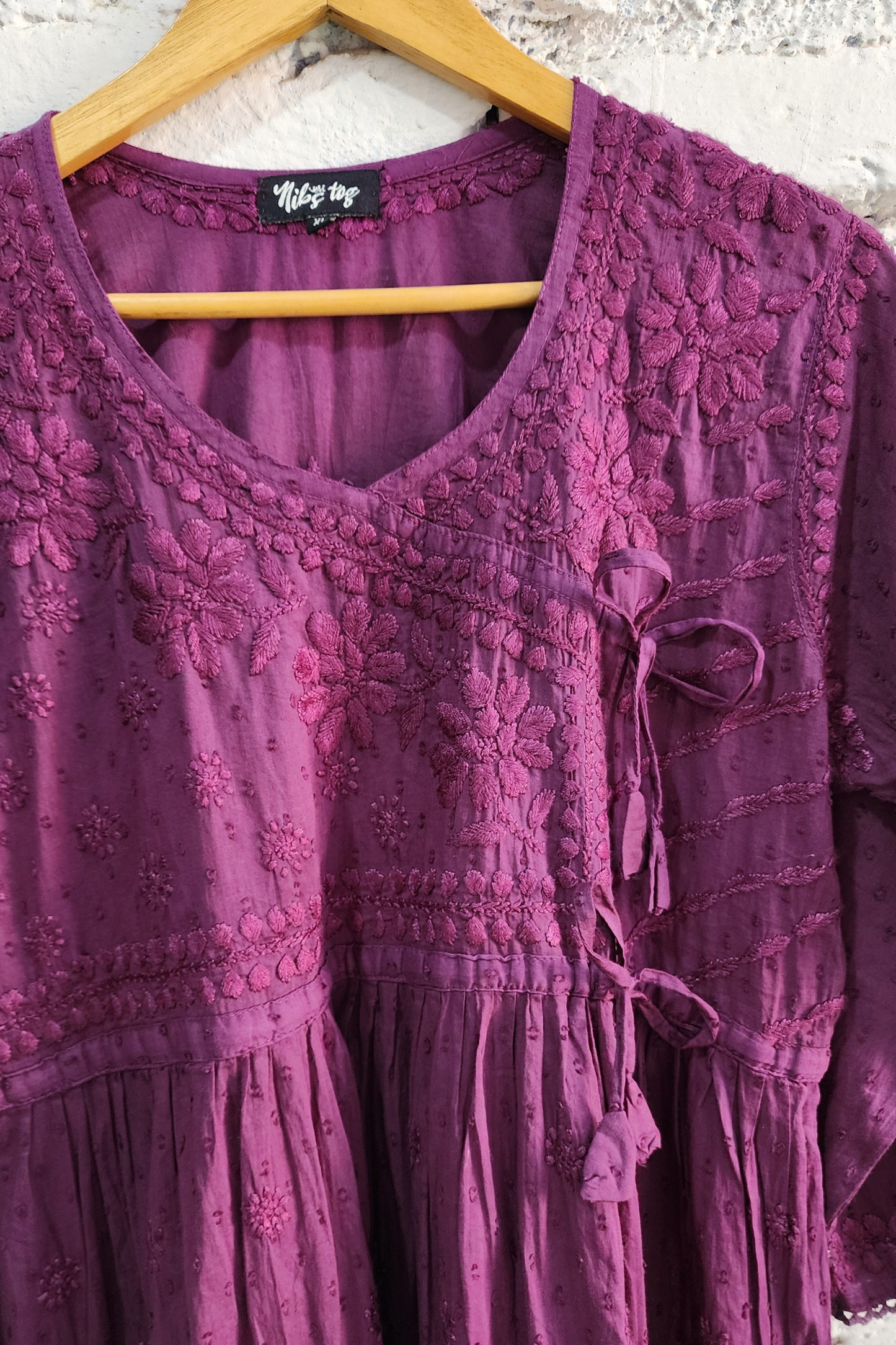 Ira Angrakha Chikankari Mulmul Cotton Short Kurta
