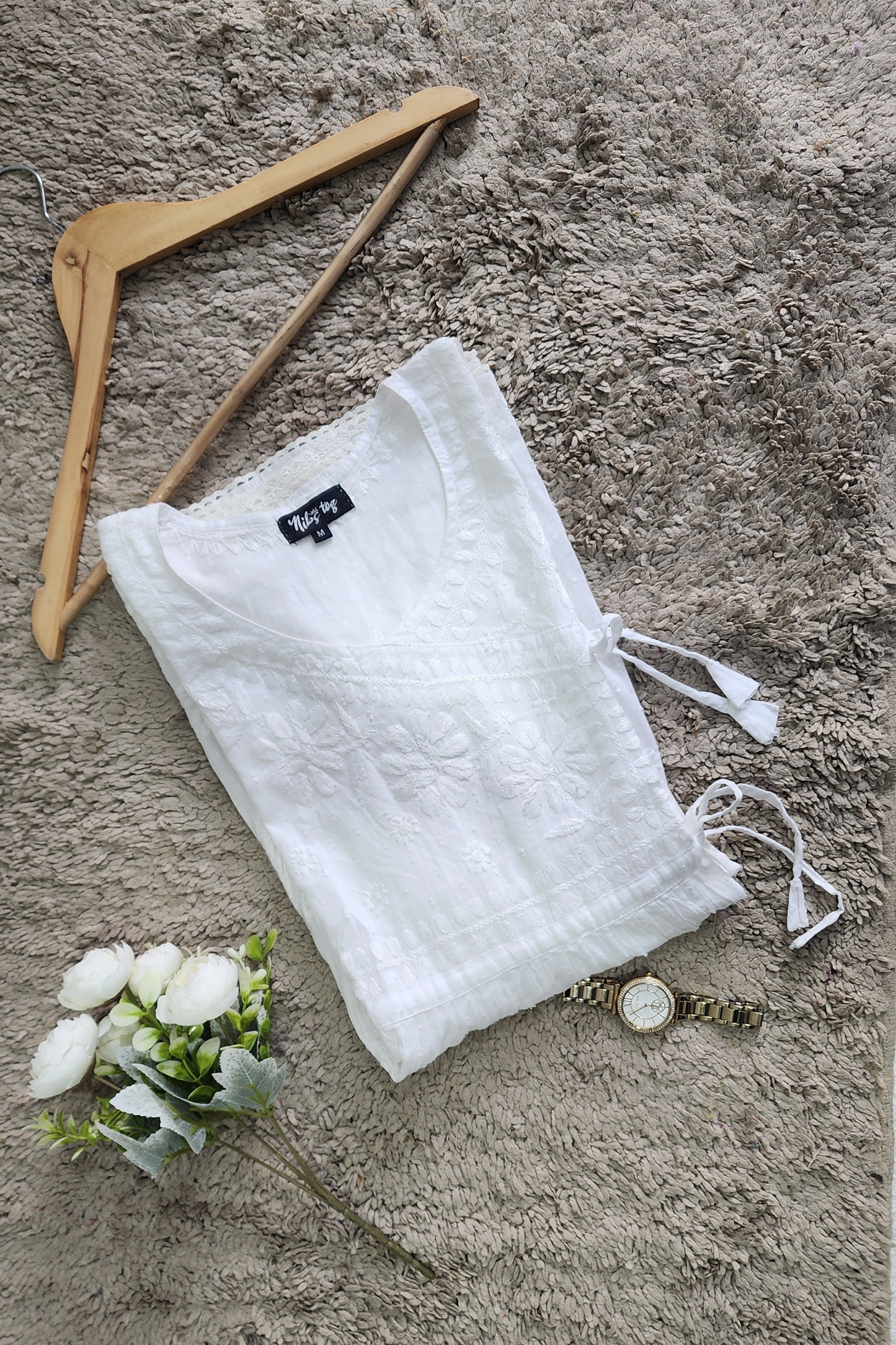 Ira Angrakha Chikankari Mulmul Cotton Short Kurta
