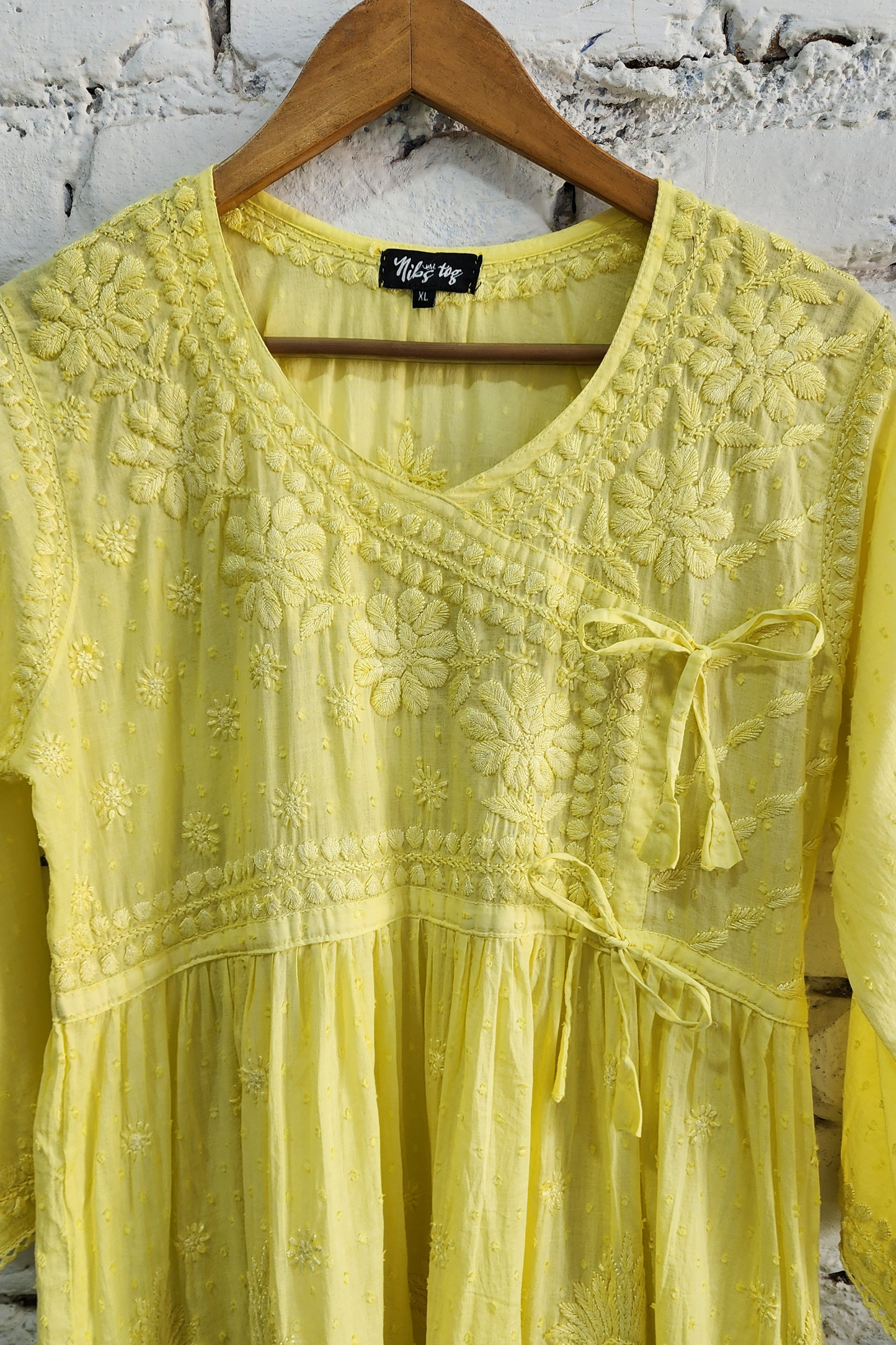 Ira Angrakha Chikankari Mulmul Cotton Short Kurta