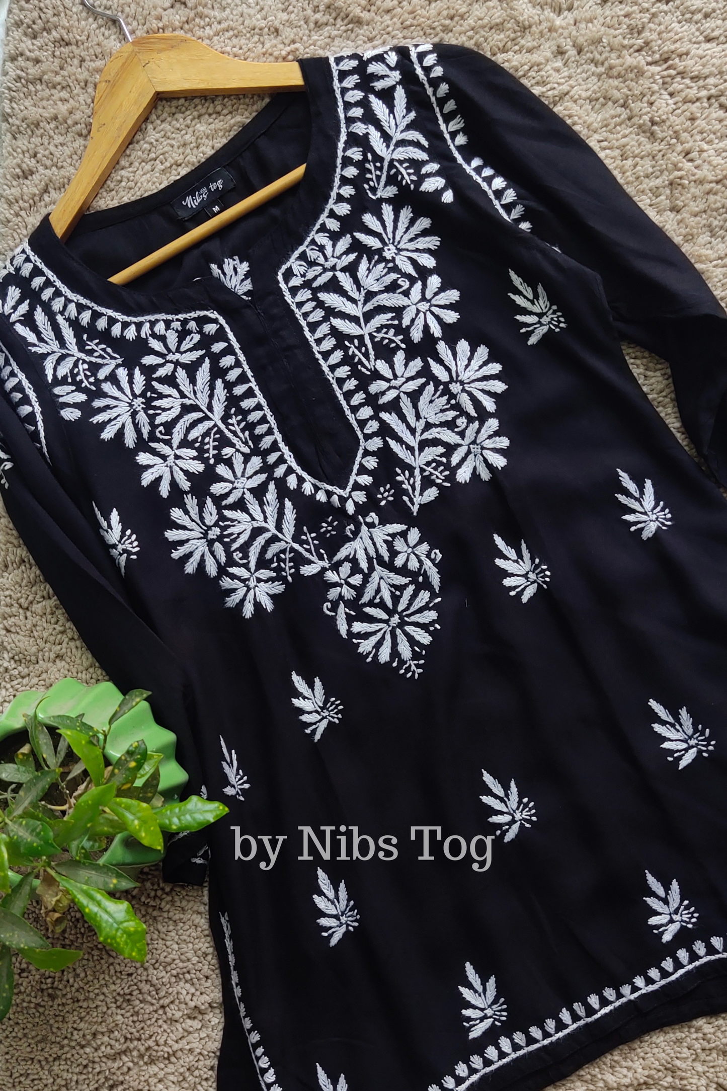 Isha Chikankari Short Kurta