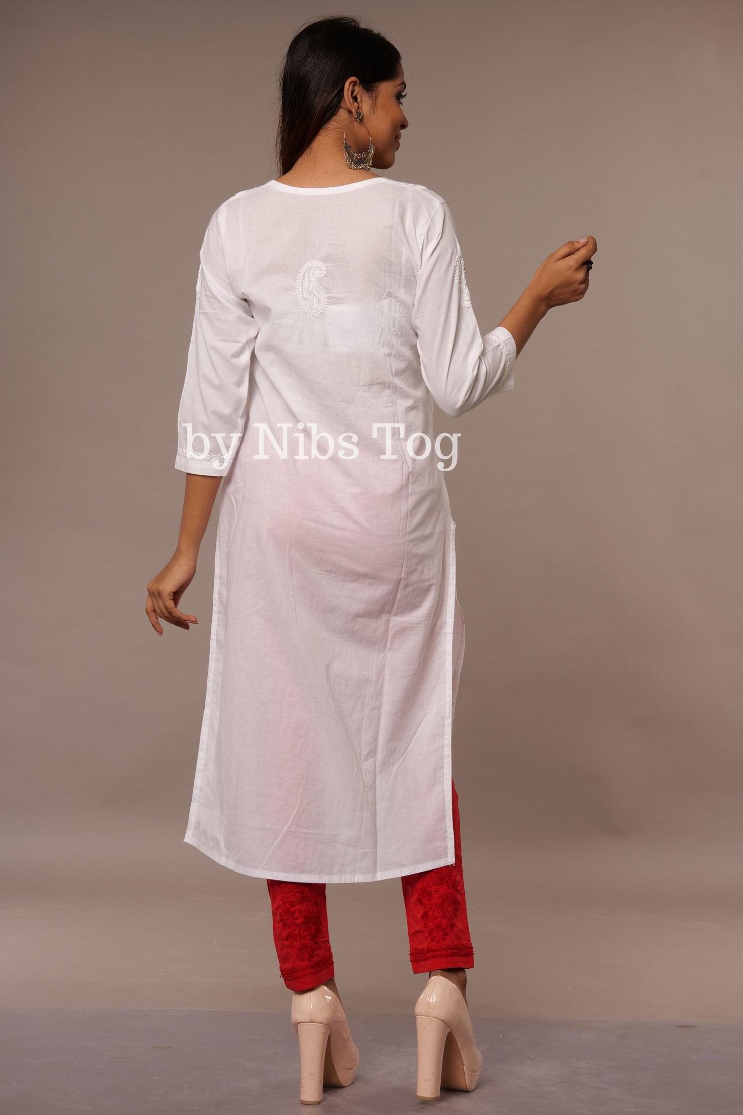 White Cotton Women's Straight Chikankari Kurta