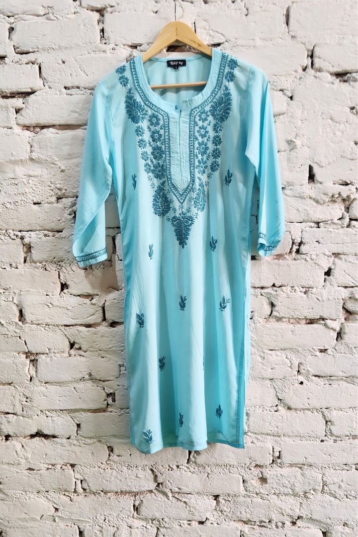 Minimalist Cotton Chikankari Kurta Straight Style