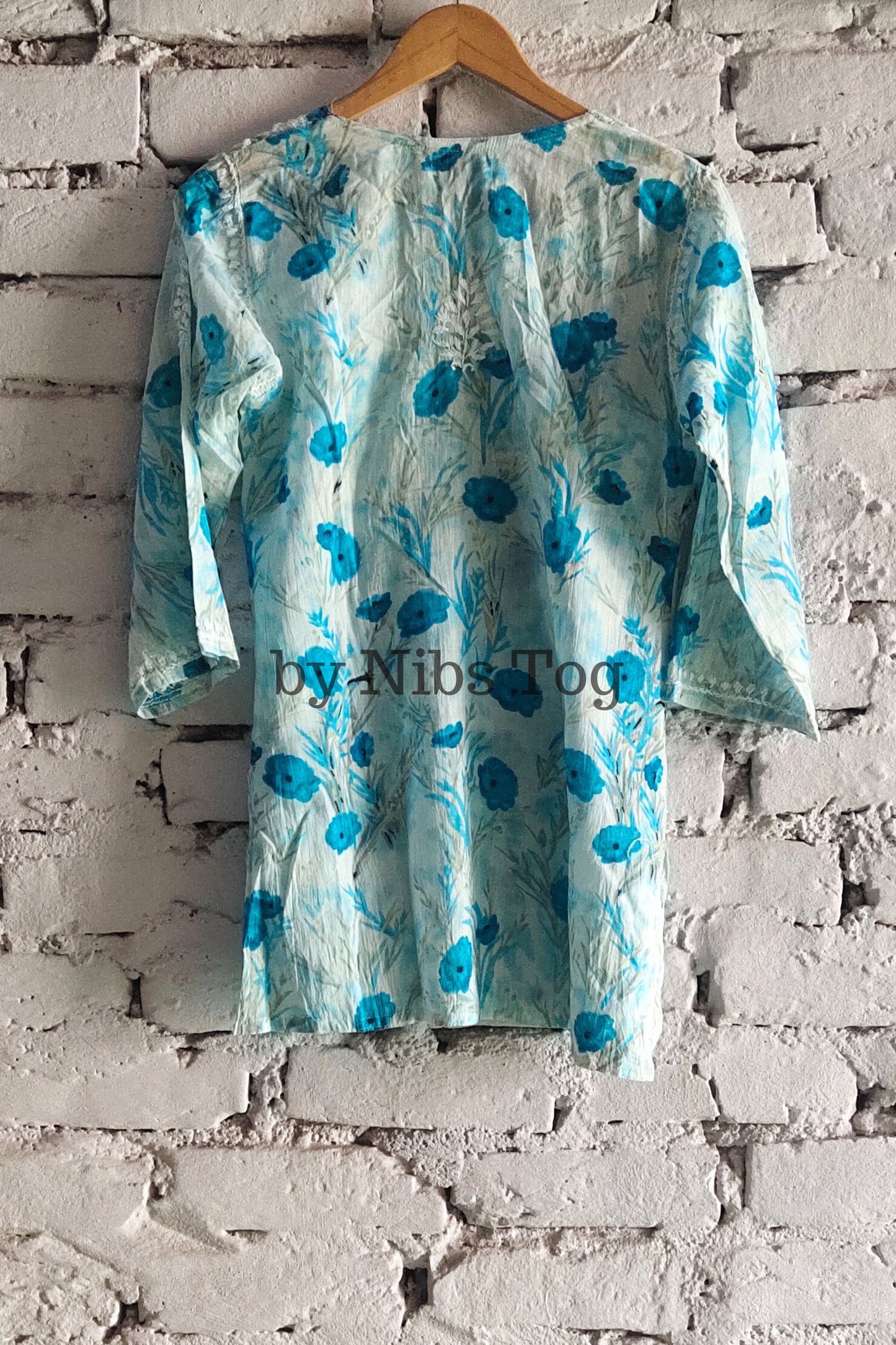 Floral Print Mulmul Cotton Short Chikankari Kurta Blue