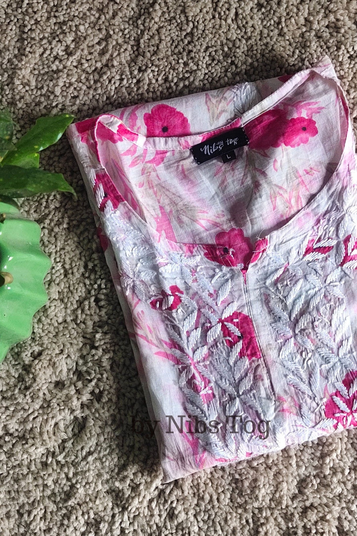 Floral Print Mulmul Cotton Short Chikankari Kurta Pink