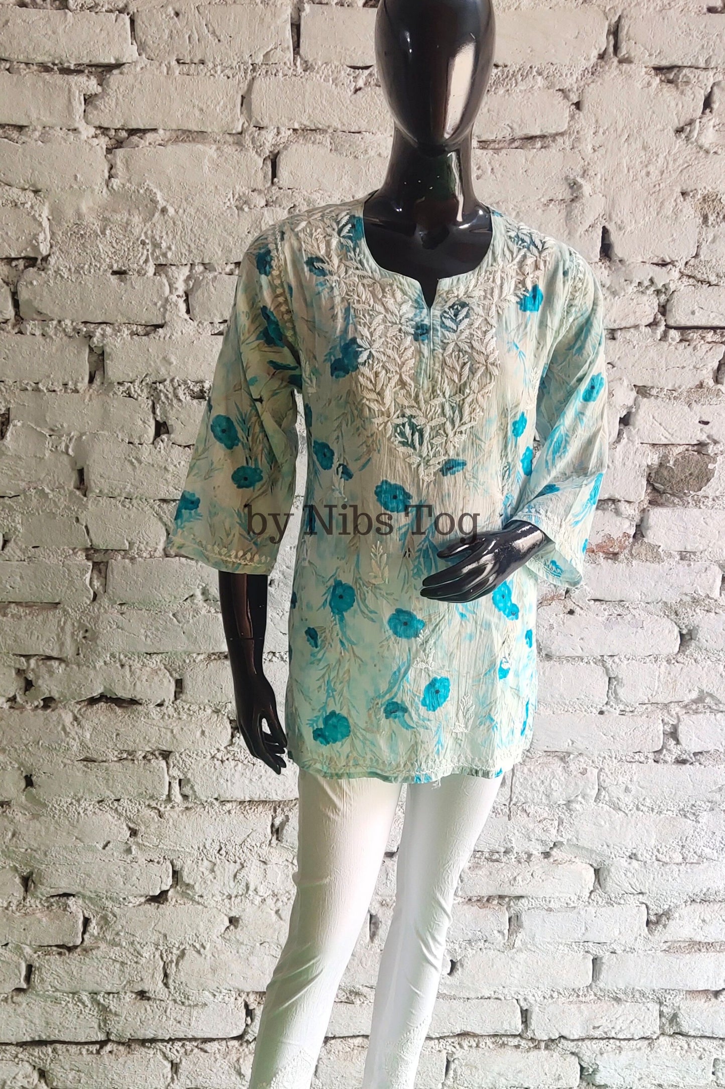 Floral Print Mulmul Cotton Short Chikankari Kurta Blue