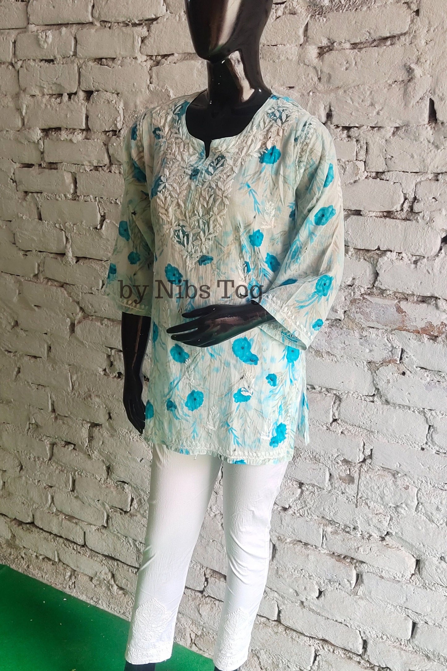 Floral Print Mulmul Cotton Short Chikankari Kurta Blue