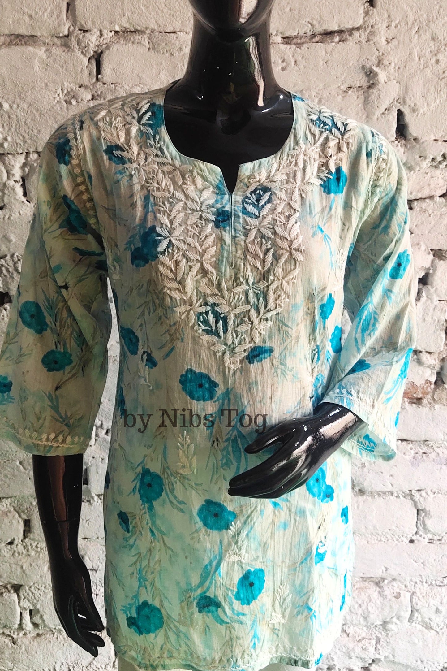 Floral Print Mulmul Cotton Short Chikankari Kurta Blue