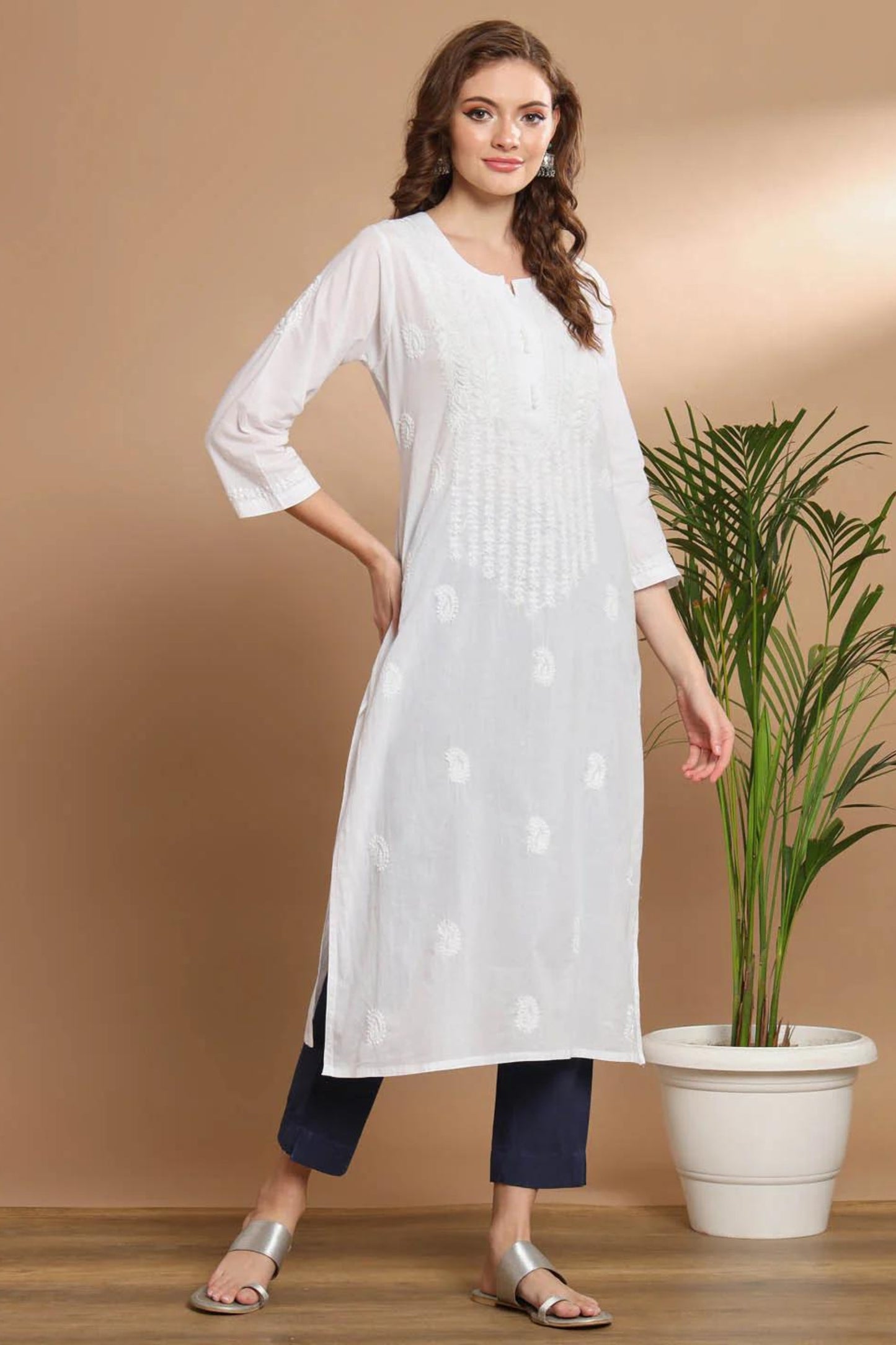 Rozana White Mulmul Cotton Chikankari Kurta