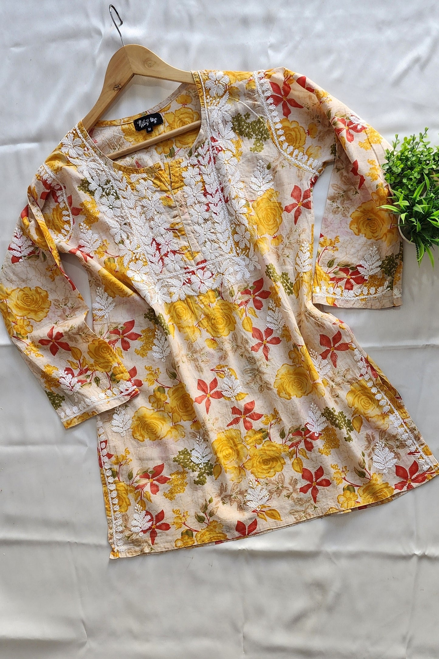 Meer Floral Print Mulmul Chikankari Short Kurta
