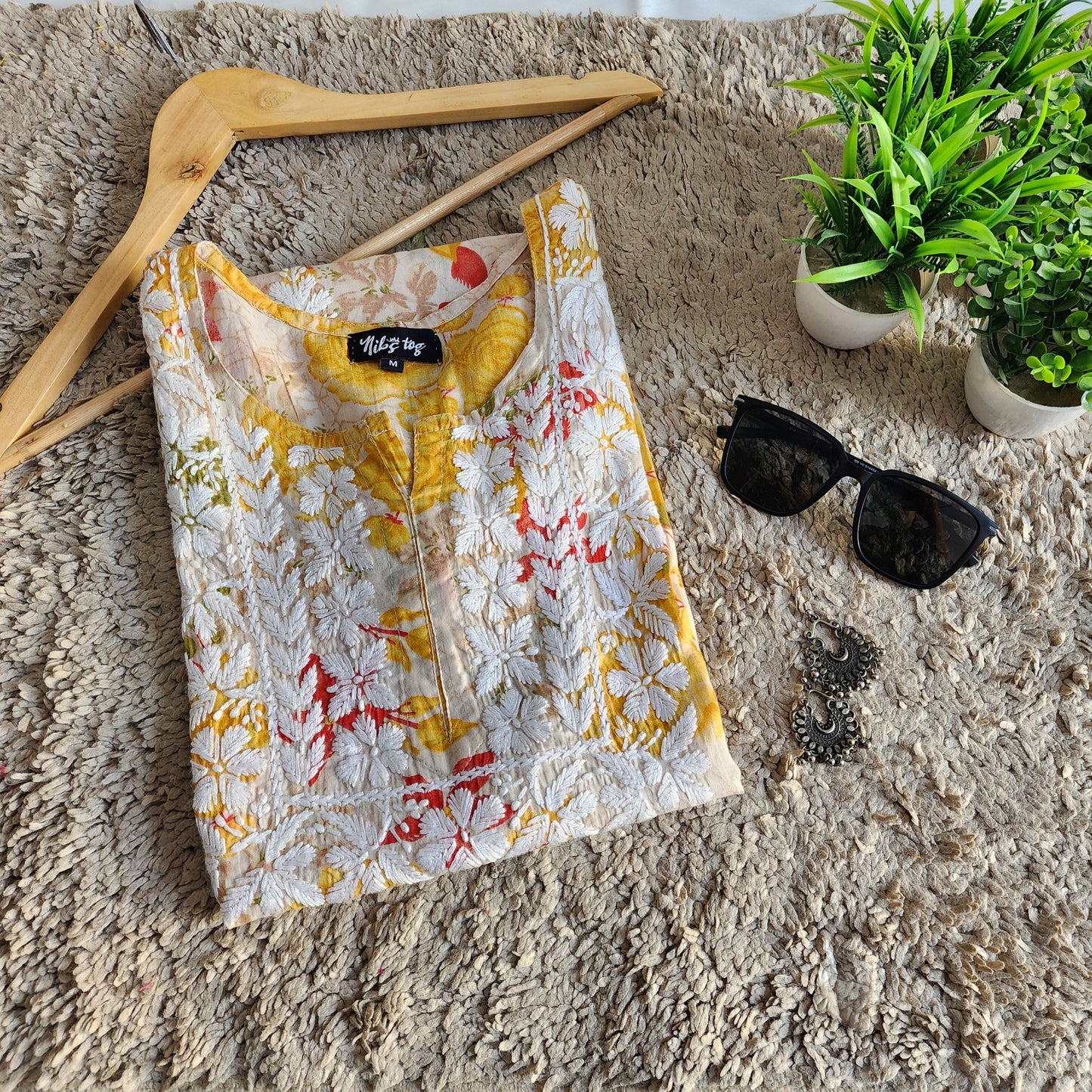 Meer Floral Print Mulmul Chikankari Short Kurta