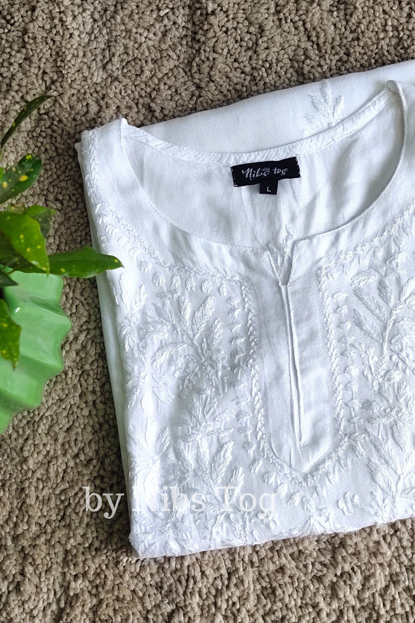White Rozana Chikankari Short Kurta