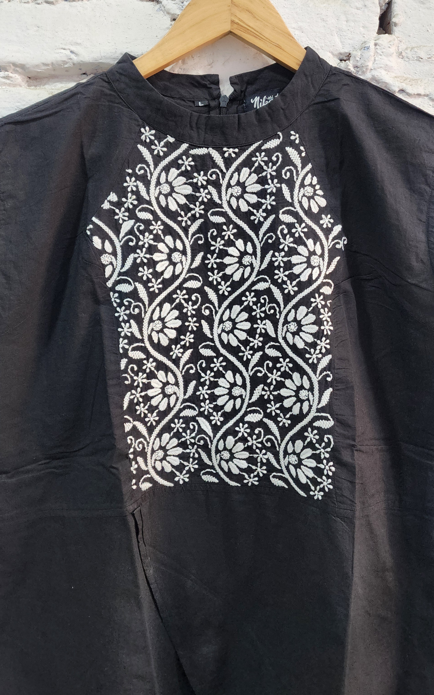 Diva Black Chikankari Sleeveless Top