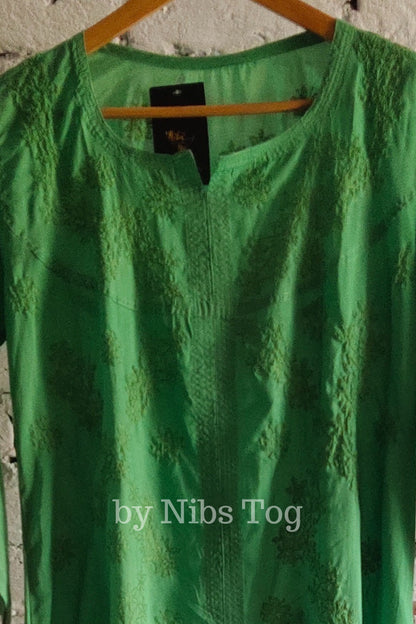 Ombre Green Muslin Cotton Chikankari Kurta Large