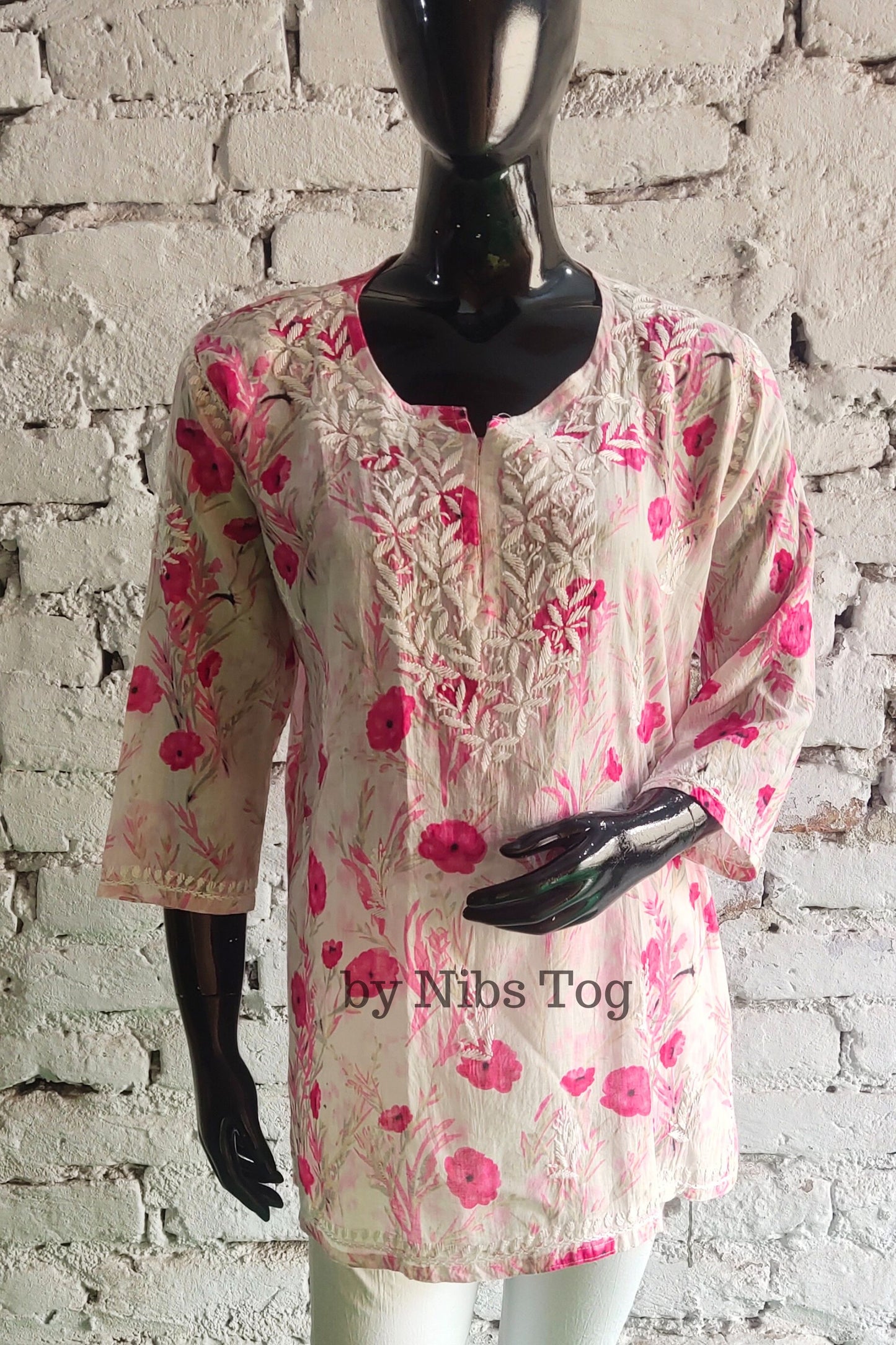 Floral Print Mulmul Cotton Short Chikankari Kurta Pink