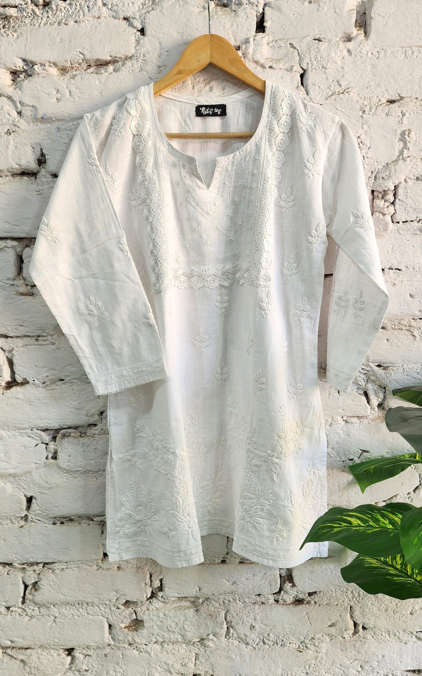Saadgi White Chikankari Co-Ord Set