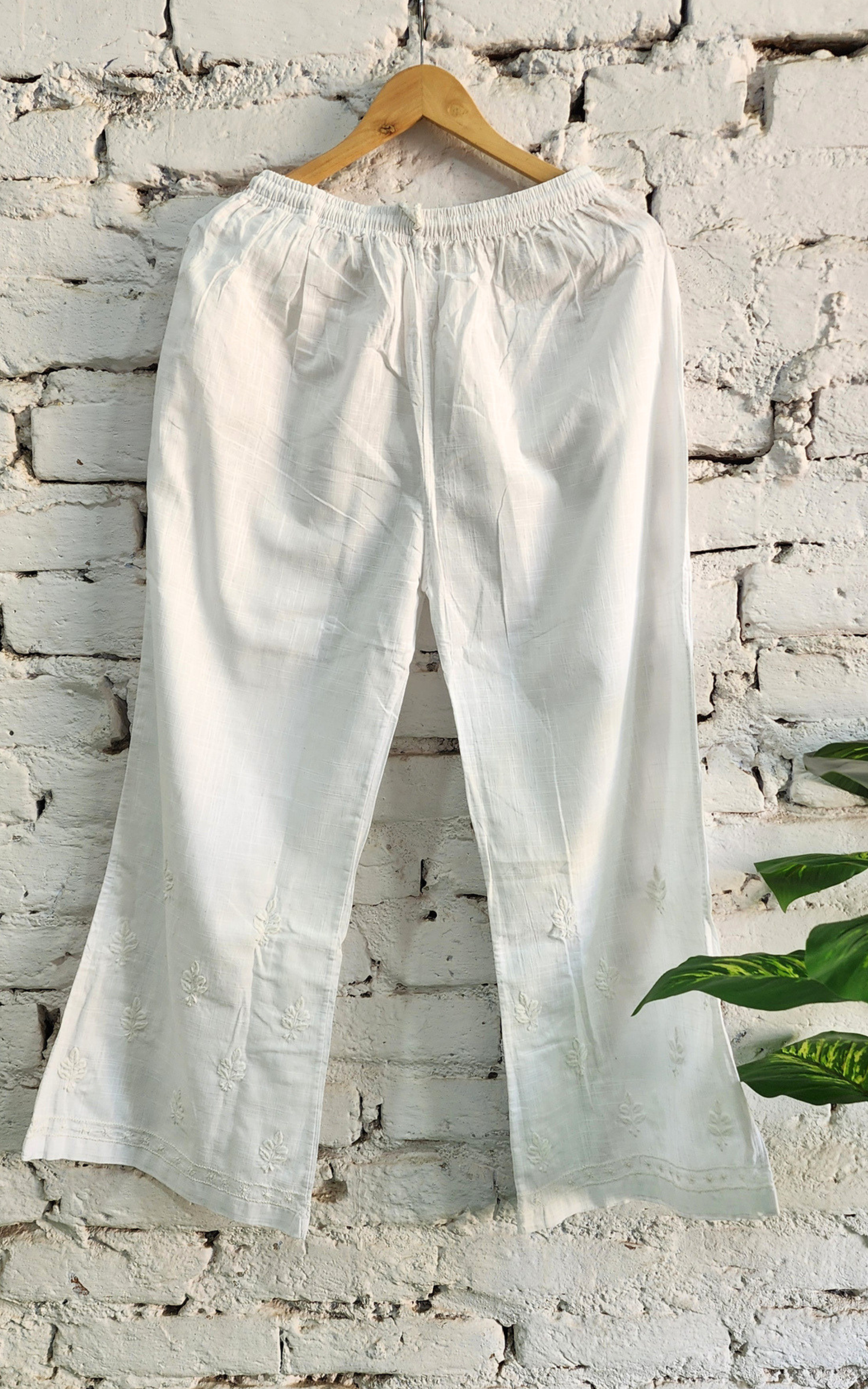 Saadgi White Chikankari Co-Ord Set